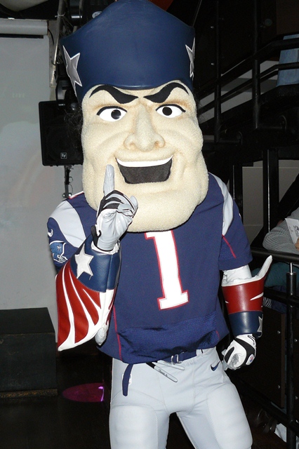 25NFLWembley27Oct12.JPG