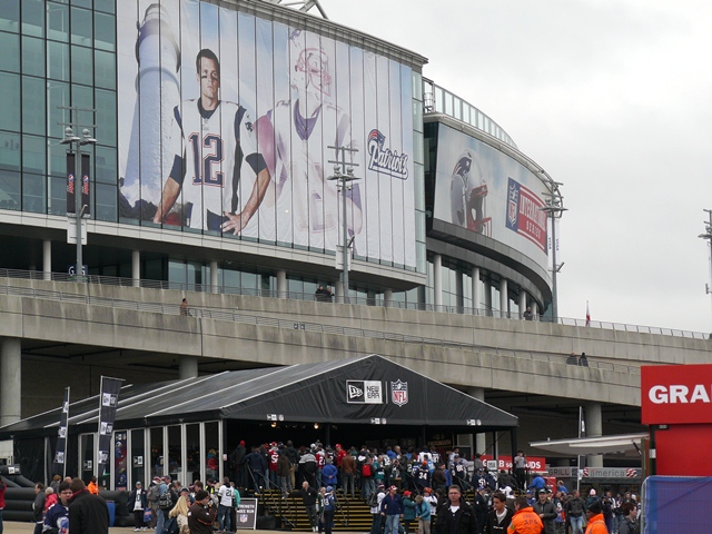 47NFLWembley28Oct12.JPG